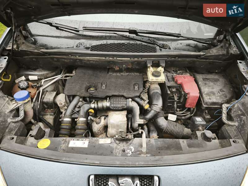 Минивэн Peugeot Partner 2011 в Киеве