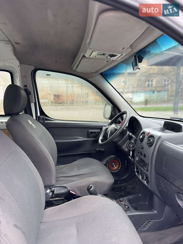 Минивэн Peugeot Partner 2004 в Черновцах фото 14 Минивэн Peugeot Partner 2004 в Черновцах