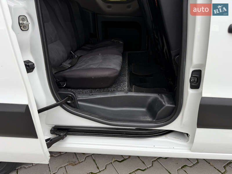Мінівен Peugeot Partner 2009 в Хмельницькому фото 23 Мінівен Peugeot Partner 2009 в Хмельницькому