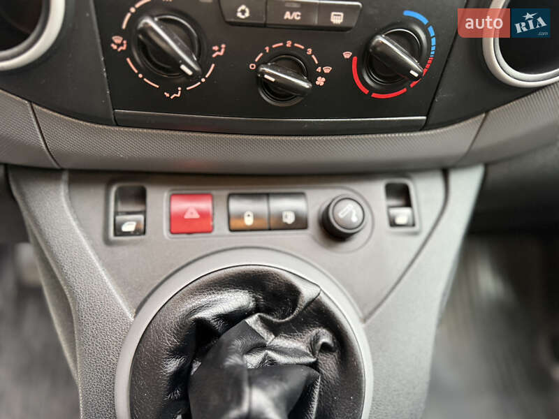 Мінівен Peugeot Partner 2009 в Хмельницькому фото 36 Мінівен Peugeot Partner 2009 в Хмельницькому