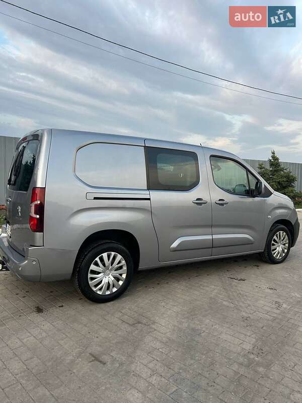 Вантажопасажирський фургон Peugeot Partner 2019 в Полтаві фото 11 Вантажопасажирський фургон Peugeot Partner 2019 в Полтаві