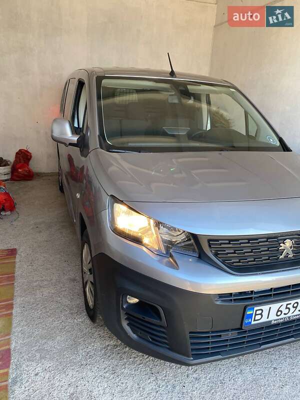 Вантажопасажирський фургон Peugeot Partner 2019 в Полтаві фото 40 Вантажопасажирський фургон Peugeot Partner 2019 в Полтаві
