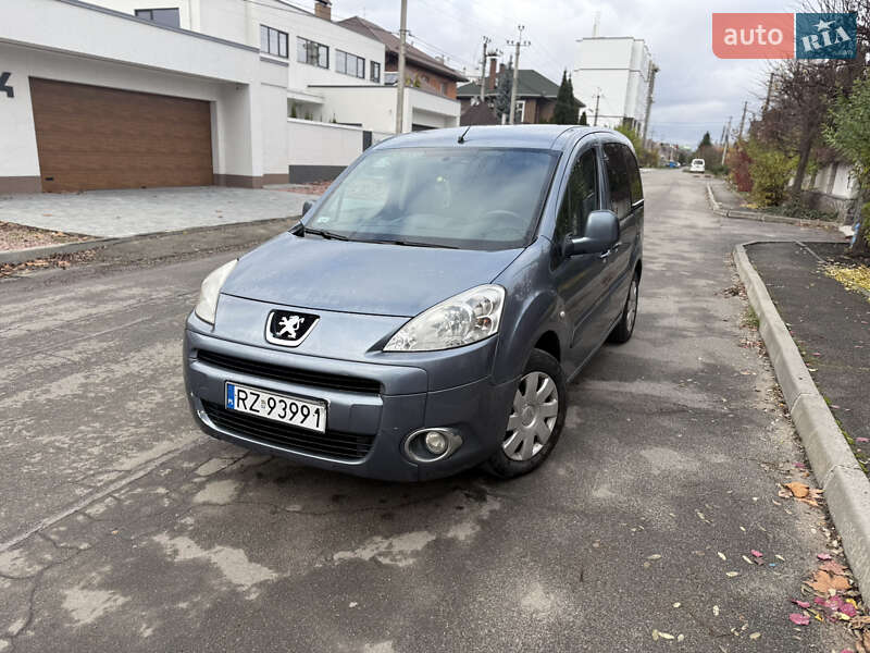 Минивэн Peugeot Partner 2008 в Киеве