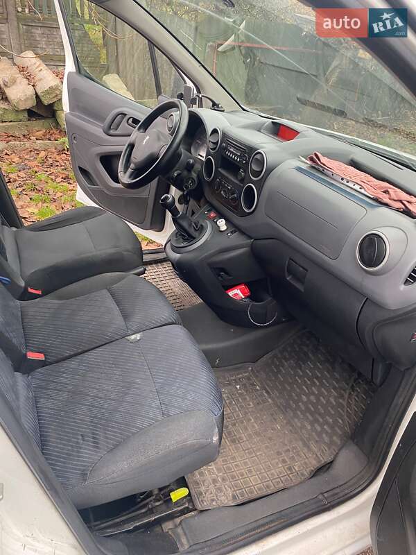 Минивэн Peugeot Partner 2011 в Новомосковске фото 3 Минивэн Peugeot Partner 2011 в Новомосковске