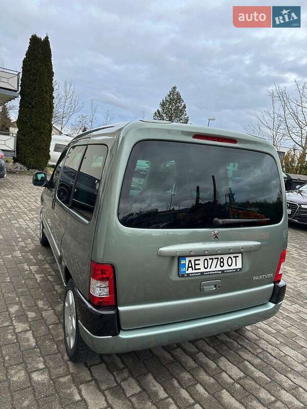 Минивэн Peugeot Partner 2008 в Киеве
