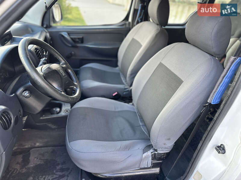 Минивэн Peugeot Partner 2007 в Тернополе