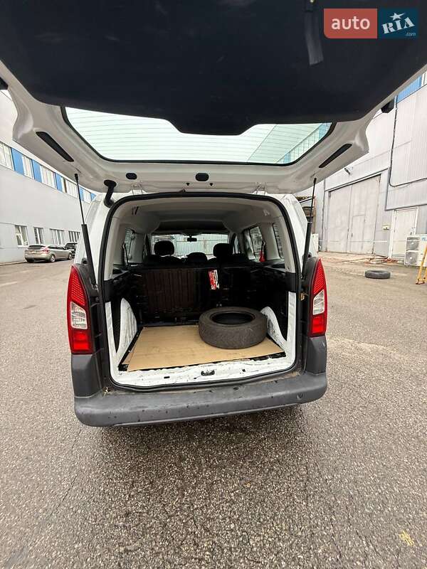 Минивэн Peugeot Partner 2017 в Киеве