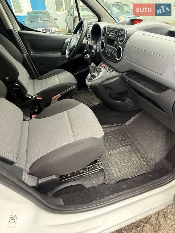 Минивэн Peugeot Partner 2017 в Киеве