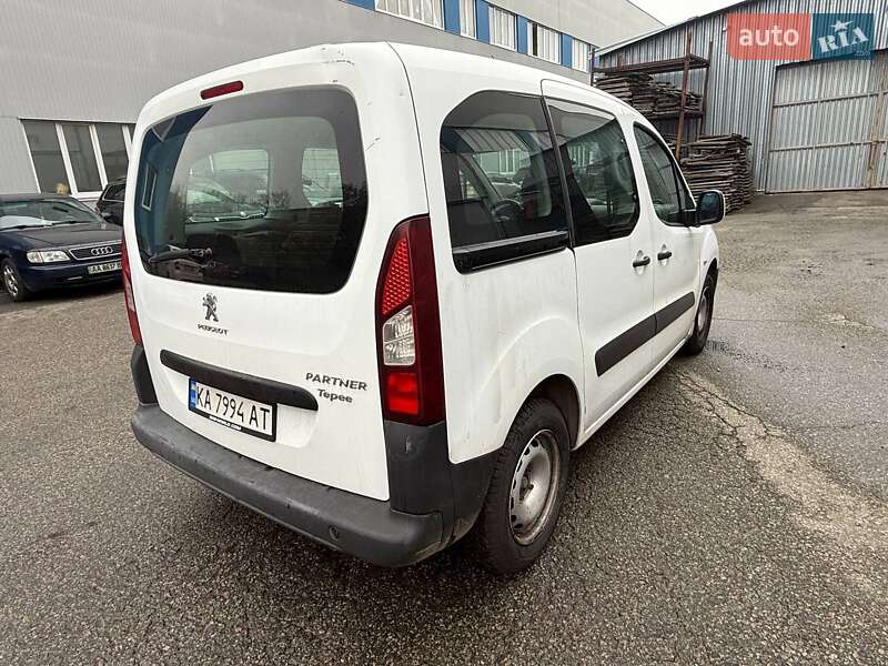 Минивэн Peugeot Partner 2017 в Киеве