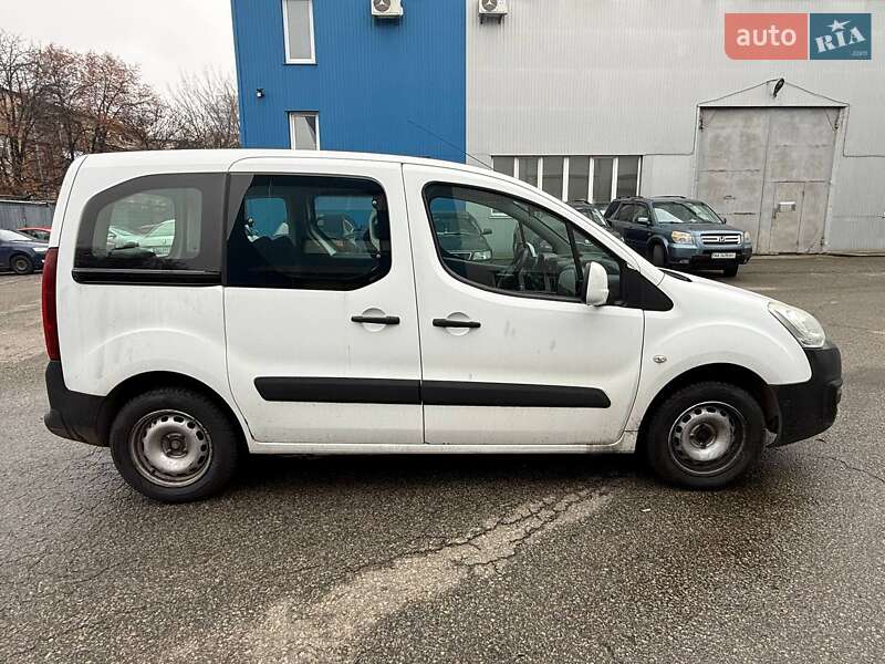 Минивэн Peugeot Partner 2017 в Киеве