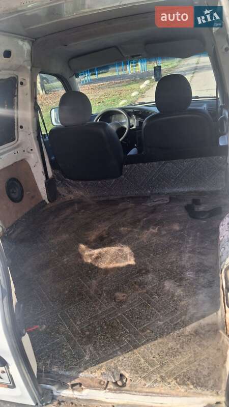 Грузовой фургон Peugeot Partner 2002 в Мукачево