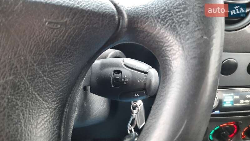 Мінівен Peugeot Partner 2007 в Києві