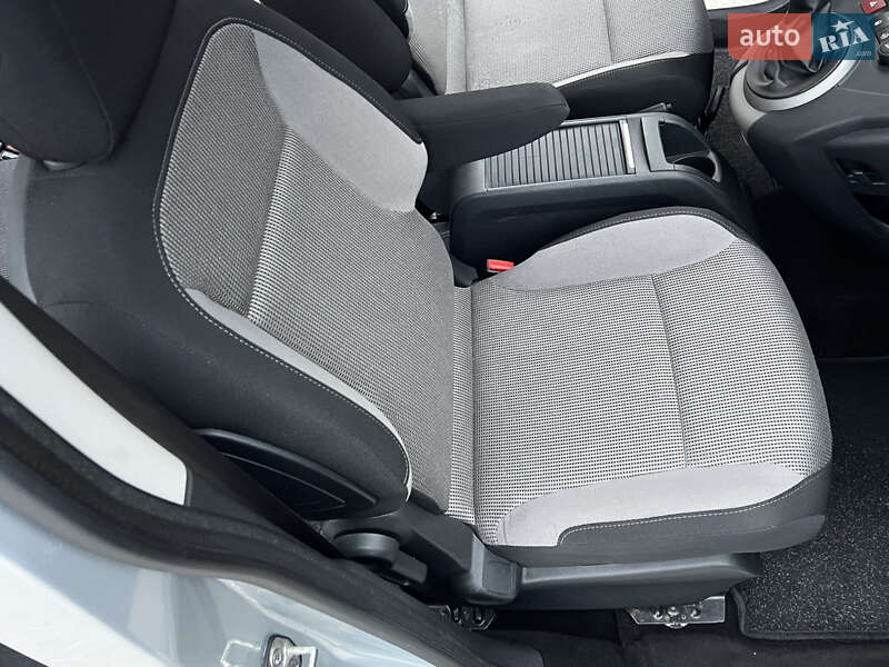 Мінівен Peugeot Partner 2011 в Луцьку