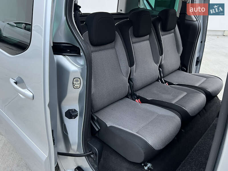 Мінівен Peugeot Partner 2011 в Луцьку