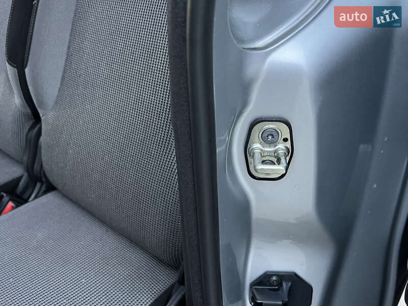 Мінівен Peugeot Partner 2011 в Луцьку