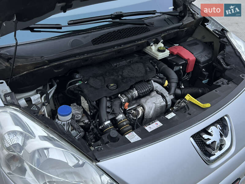 Мінівен Peugeot Partner 2011 в Луцьку