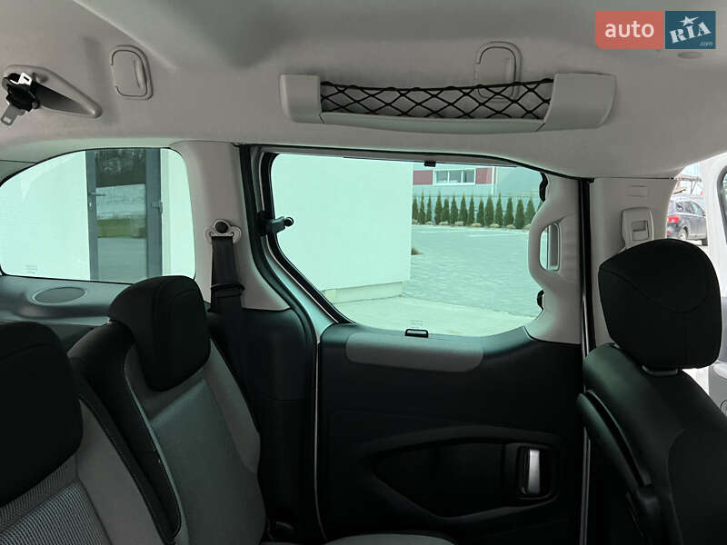 Мінівен Peugeot Partner 2011 в Луцьку