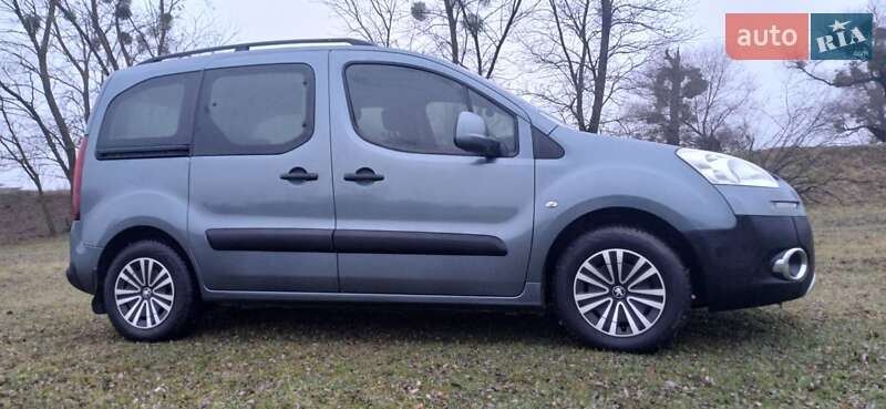 Минивэн Peugeot Partner 2012 в Березному