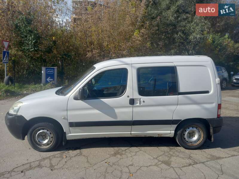 Минивэн Peugeot Partner 2007 в Сторожинце