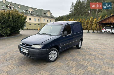 Грузовой фургон Peugeot Partner 2000 в Судовой Вишне