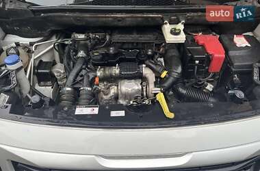 Вантажний фургон Peugeot Partner 2018 в Рівному