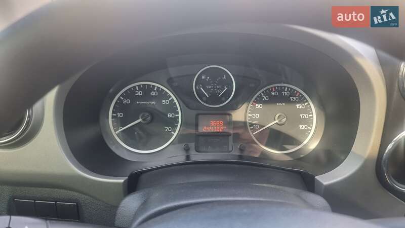 Мінівен Peugeot Partner 2011 в Києві фото 11 Мінівен Peugeot Partner 2011 в Києві