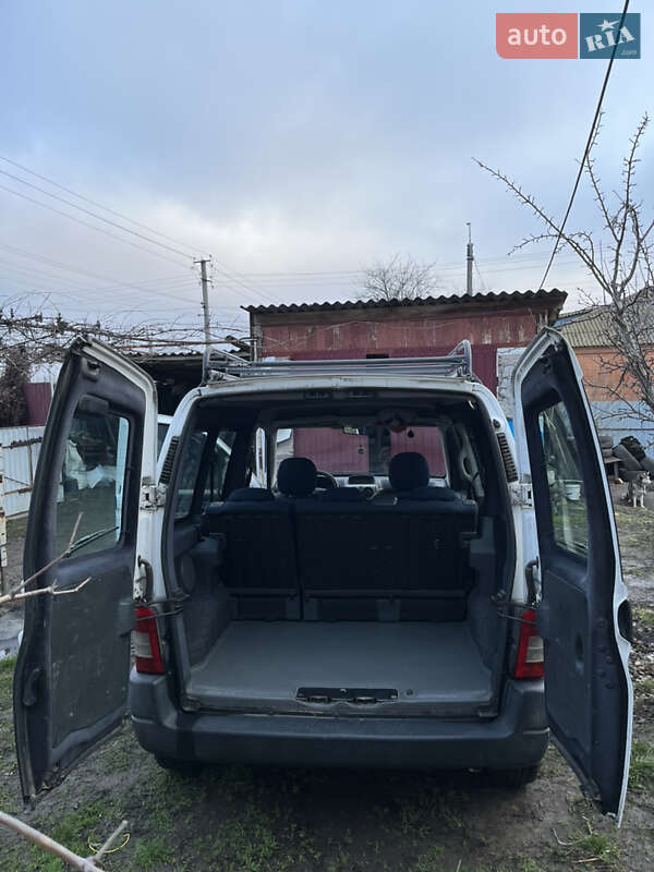 Минивэн Peugeot Partner 2007 в Голованевске