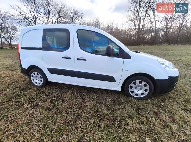 Вантажний фургон Peugeot Partner 2012 в Лохвиці фото 4 Вантажний фургон Peugeot Partner 2012 в Лохвиці