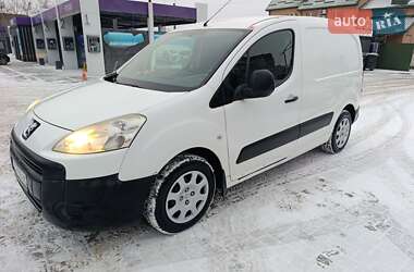 Вантажний фургон Peugeot Partner 2010 в Рівному