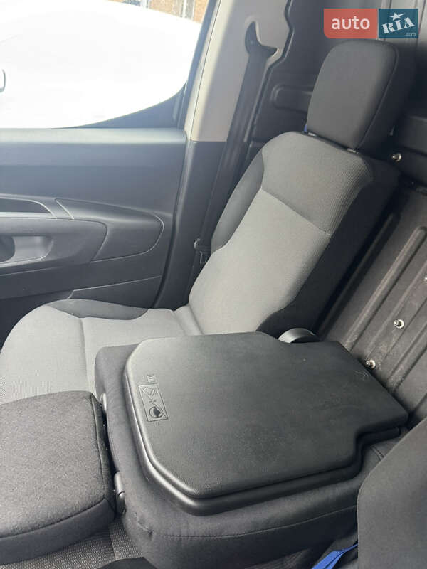 Вантажний фургон Peugeot Partner 2020 в Києві