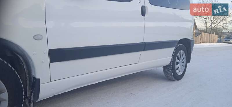 Мінівен Peugeot Partner 2003 в Славуті