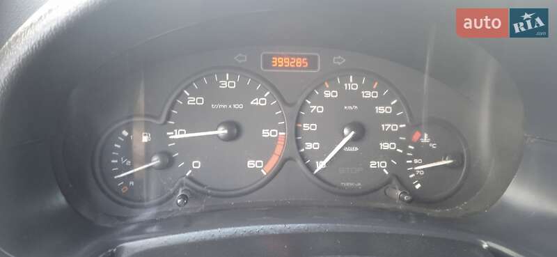 Мінівен Peugeot Partner 2003 в Славуті