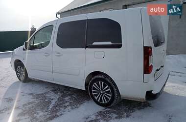 Вантажний фургон Peugeot Partner 2017 в Тернополі