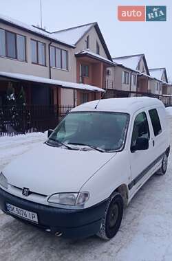 Вантажопасажирський фургон Peugeot Partner 1999 в Рівному