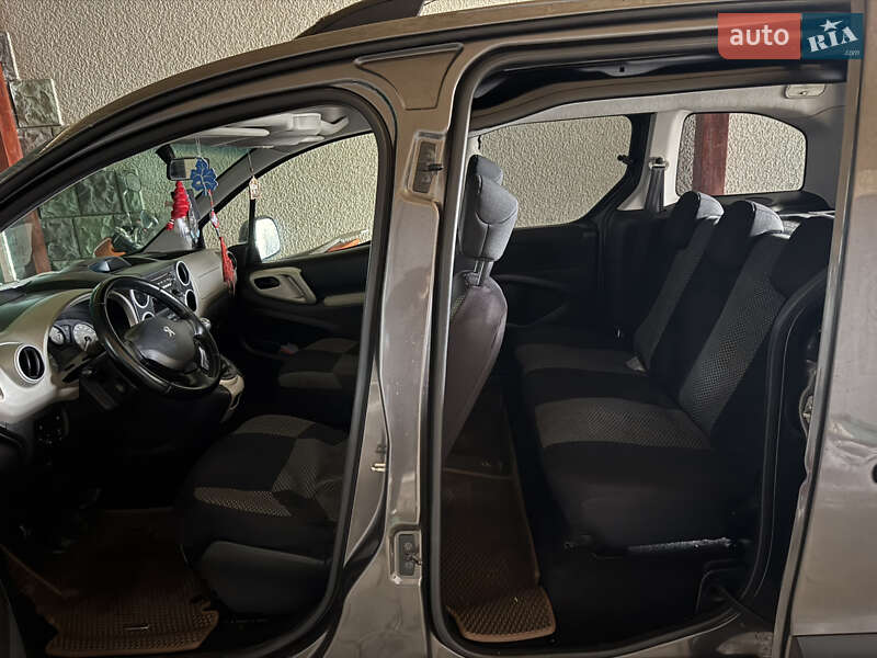 Мінівен Peugeot Partner 2016 в Івано-Франківську