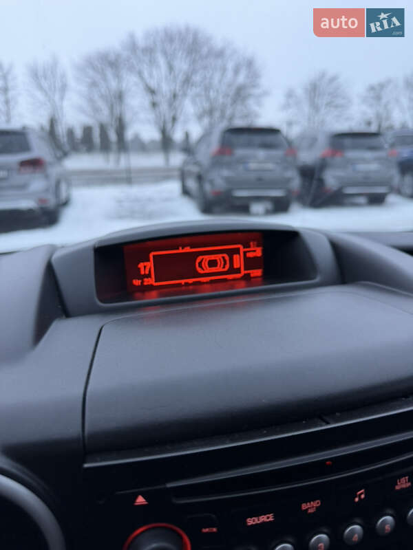 Грузовой фургон Peugeot Partner 2014 в Ивано-Франковске