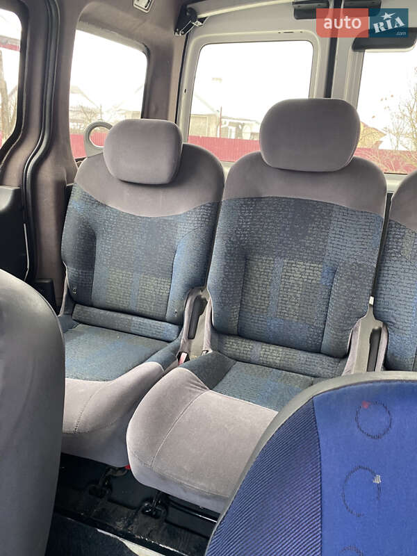 Минивэн Peugeot Partner 2006 в Новом Ярычеве