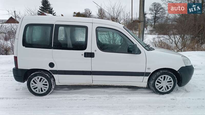 Минивэн Peugeot Partner 2004 в Сарнах