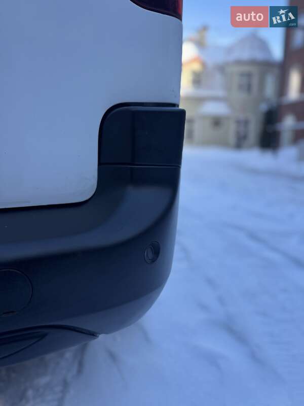 Вантажний фургон Peugeot Partner 2019 в Рівному