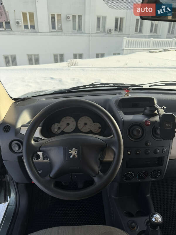 Минивэн Peugeot Partner 2007 в Киеве фото 21 Минивэн Peugeot Partner 2007 в Киеве
