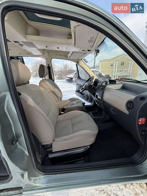 Минивэн Peugeot Partner 2007 в Киеве фото 25 Минивэн Peugeot Partner 2007 в Киеве