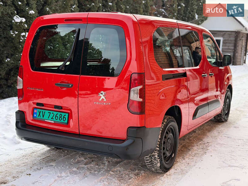 Грузовой фургон Peugeot Partner 2021 в Киеве фото 10 Грузовой фургон Peugeot Partner 2021 в Киеве