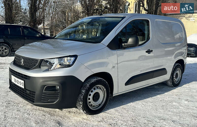 Peugeot Partner 2022