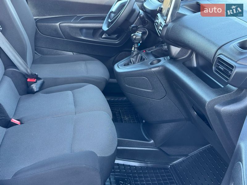 Грузовой фургон Peugeot Partner 2022 в Дубно