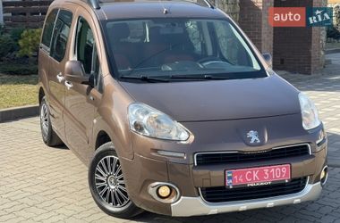 Мінівен Peugeot Partner 2015 в Стрию