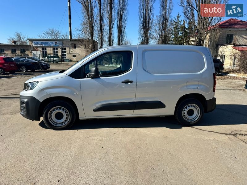 Грузовой фургон Peugeot Partner 2022 в Киеве