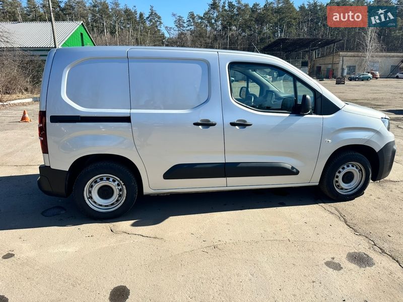 Грузовой фургон Peugeot Partner 2022 в Киеве