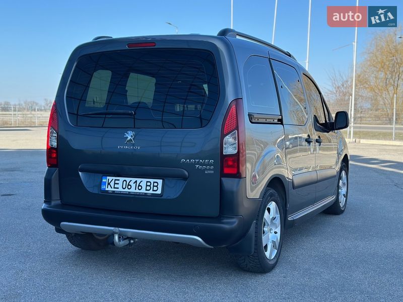 Минивэн Peugeot Partner 2016 в Днепре