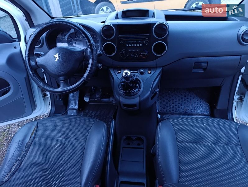 Минивэн Peugeot Partner 2010 в Виноградове