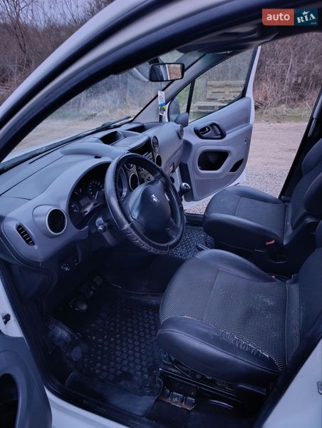 Минивэн Peugeot Partner 2010 в Виноградове